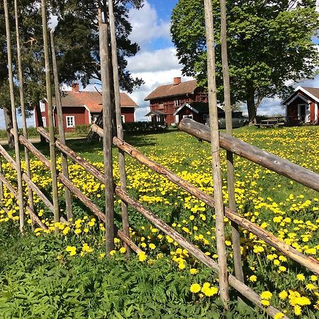 Villa Skyberga Torp Kumla Exterior foto